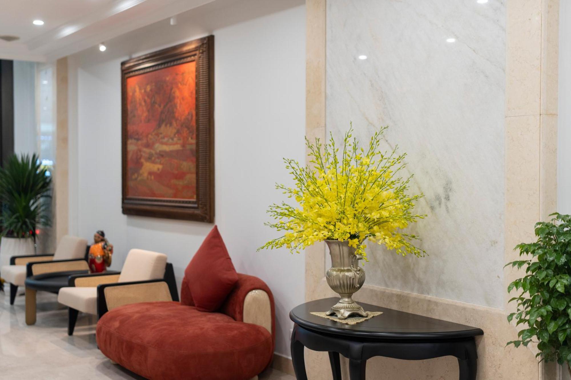 Sq Hang Gai Hotel & Spa Hanoi Exterior photo