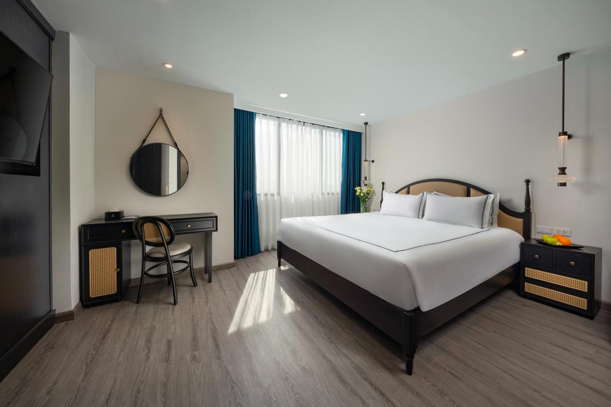 Sq Hang Gai Hotel & Spa Hanoi Exterior photo