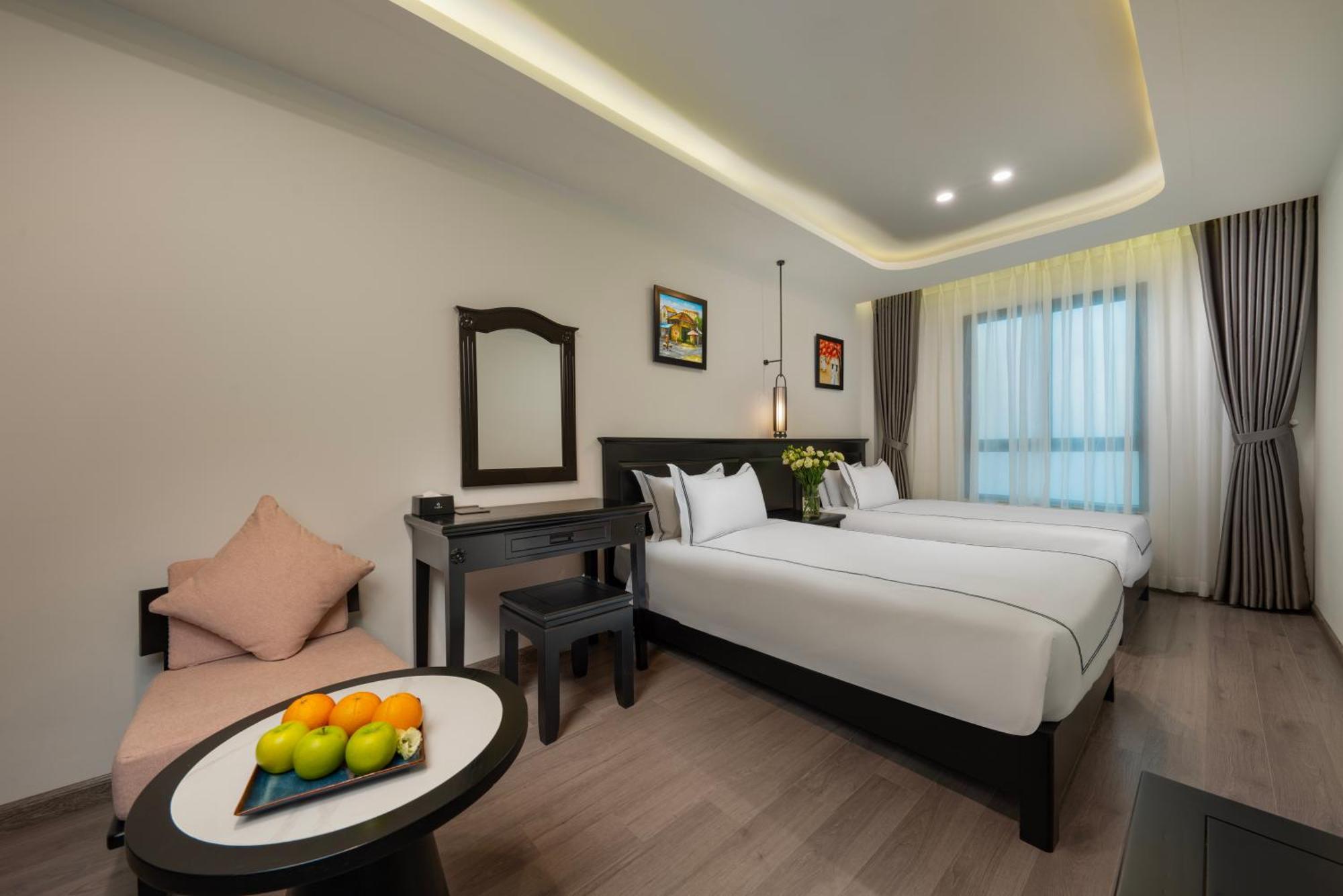 Sq Hang Gai Hotel & Spa Hanoi Exterior photo