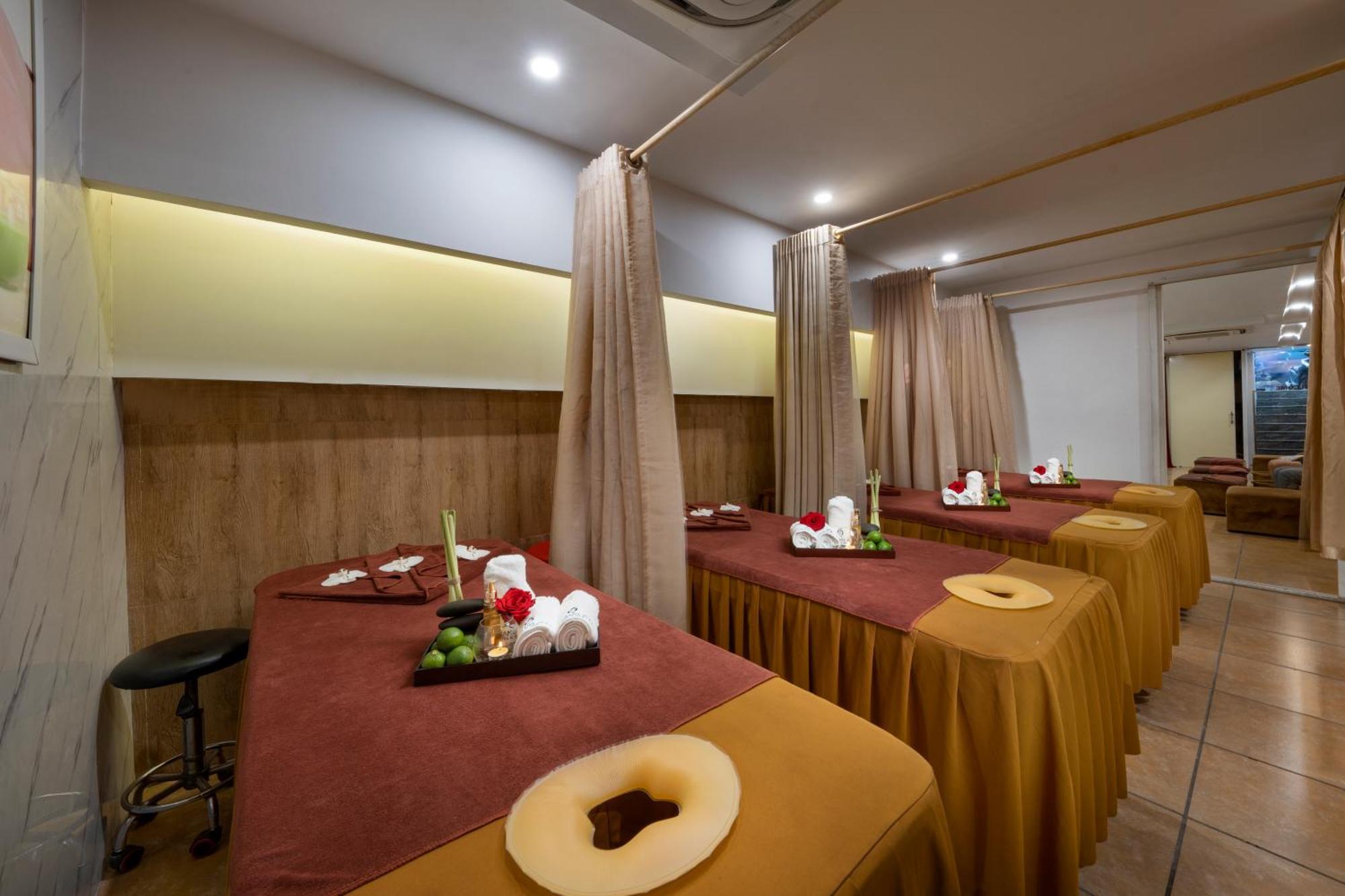 Sq Hang Gai Hotel & Spa Hanoi Exterior photo