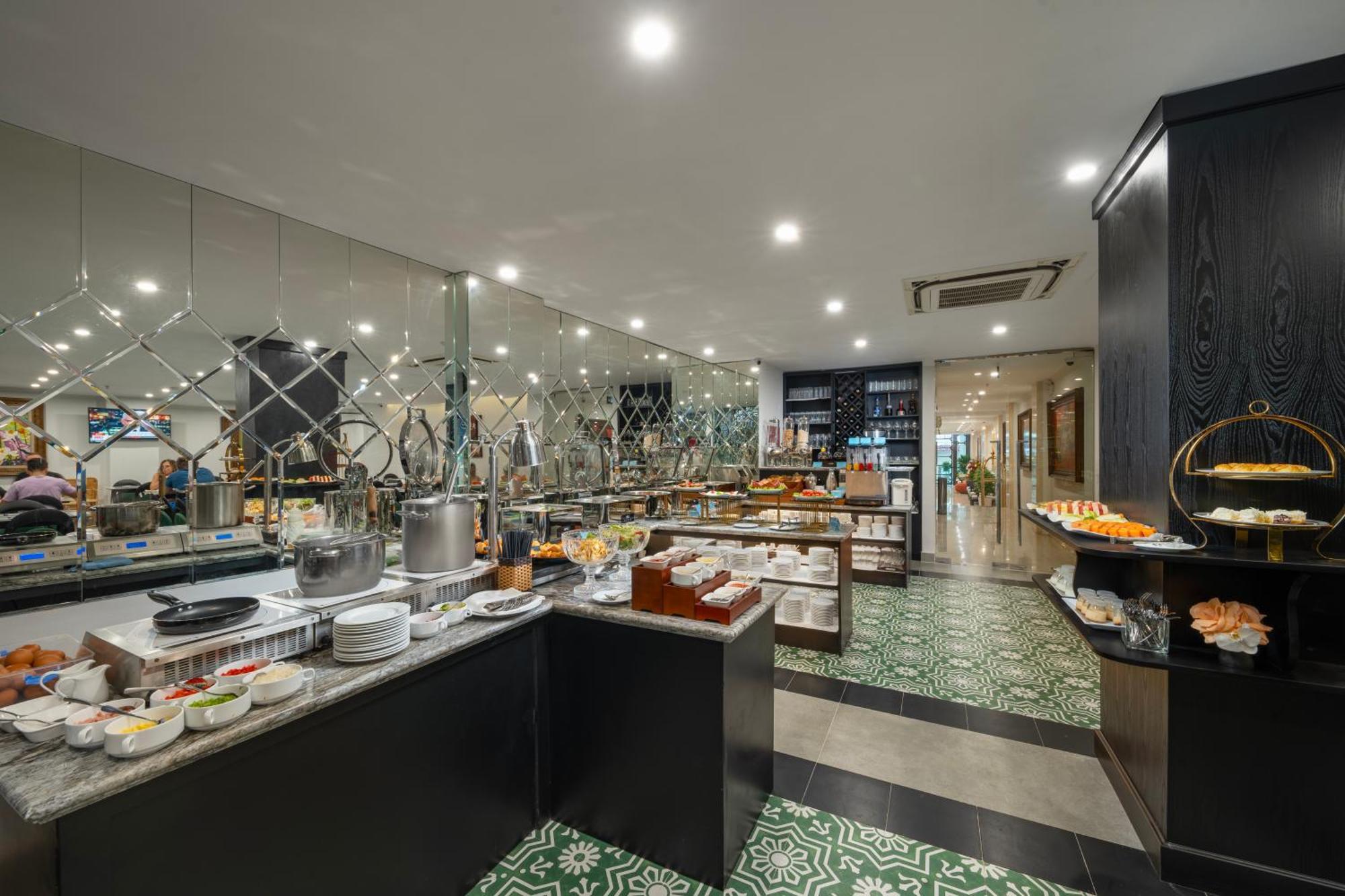 Sq Hang Gai Hotel & Spa Hanoi Exterior photo